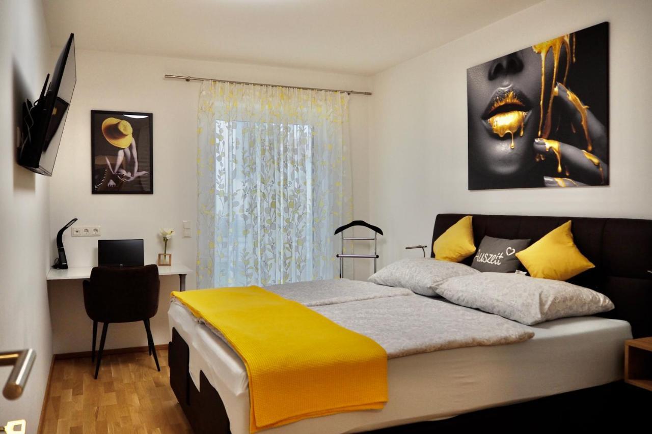 Luxurioeses Apartment Mit Garten & Terrasse In Der Naehe Vom See Im Schoenen Salzkammergut グムンデン エクステリア 写真